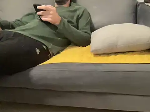 4small4inchlol online show from 17, 1, 2026