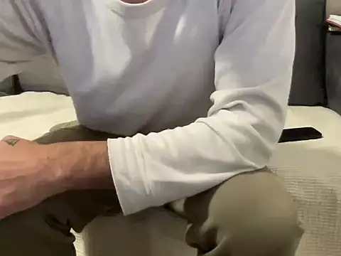 4small4inchlol online show from 7, 3, 2026