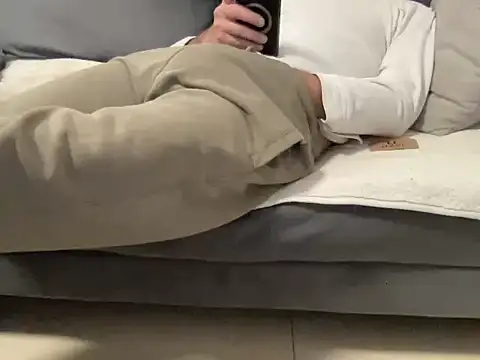 4small4inchlol online show from 22, 12, 2025