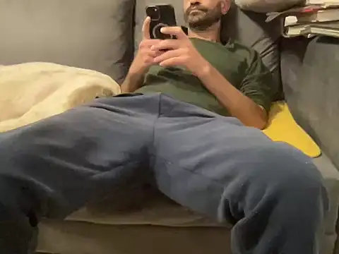 4small4inchlol online show from 12, 1, 2026