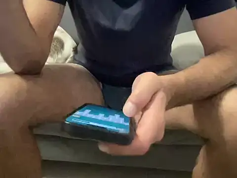 4small4inchlol online show from 21, 4, 2026