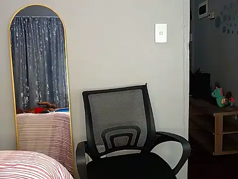 MissBigNipples online show from 21, 12, 2025