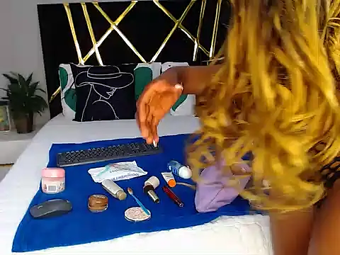 MissBigNipples online show from 1, 11, 2025