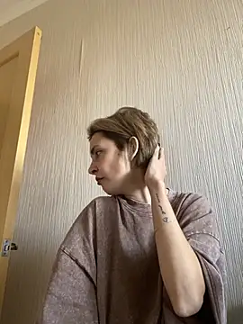 SandraCarter online show from 4, 10, 2025