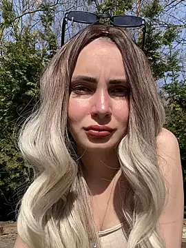 SandraCarter online show from 10, 3, 2025