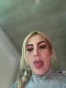 alicev kitty online show from 19, 12, 2025