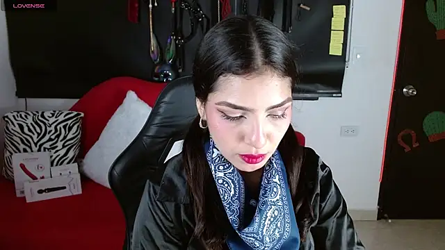 Carolaine69  online show from 30, 5, 2026
