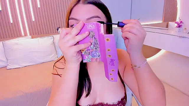 Sexy paradise18  online show from 18, 4, 2026