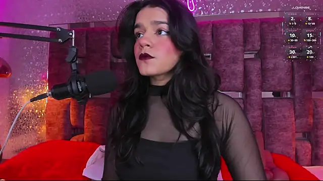 ValerieKay  online show from 10, 9, 2025