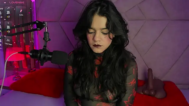 ValerieKay  online show from 15, 11, 2025