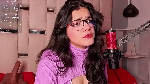 ValerieKay  online show from 10, 4, 2026