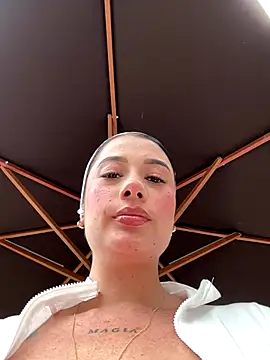 Libia James online show from 1, 10, 2025