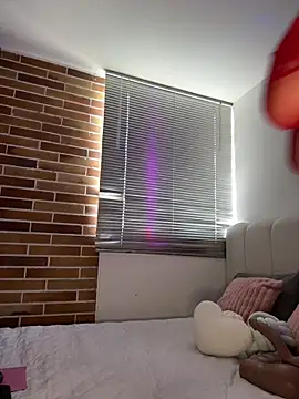 Libia James online show from 21, 12, 2025