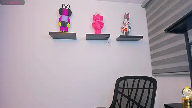 Gangster Girl online show from 24, 3, 2026