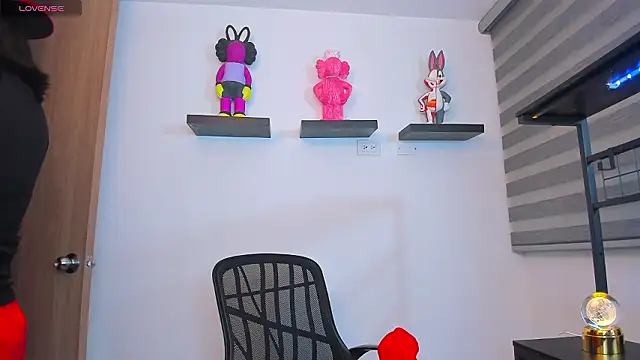 Gangster Girl online show from 10, 2, 2026