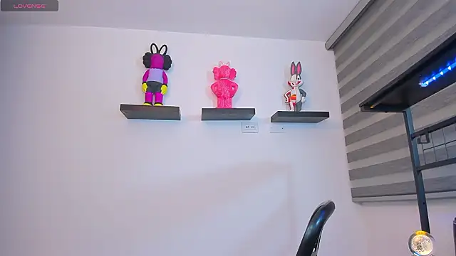 Gangster Girl online show from 12, 2, 2026