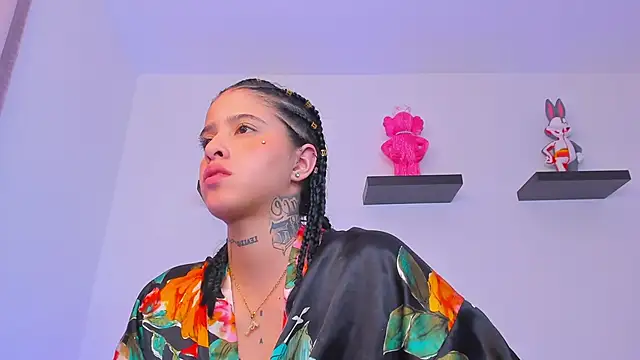 Gangster Girl online show from 4, 3, 2025