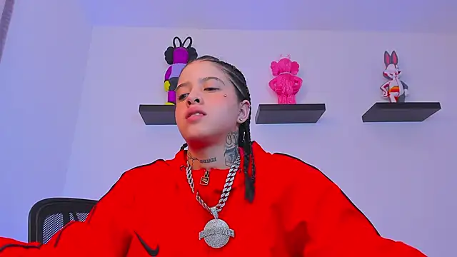 Gangster Girl online show from 1, 3, 2025