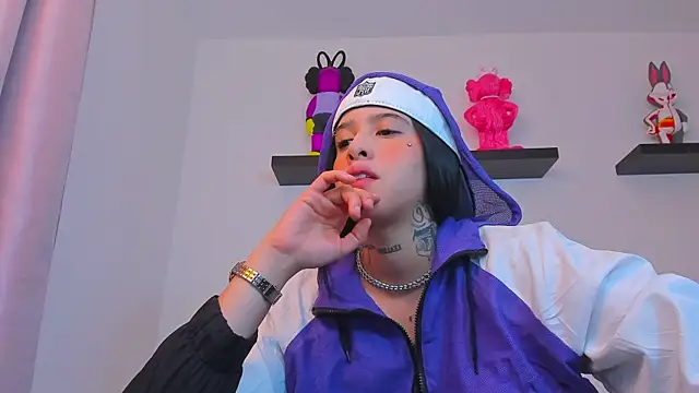 Gangster Girl online show from 11, 3, 2025