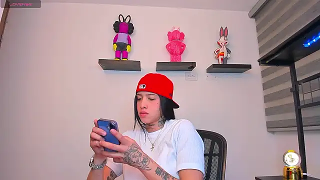 Gangster Girl online show from 12, 3, 2026