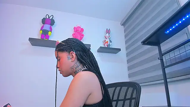 Gangster Girl online show from 4, 10, 2025