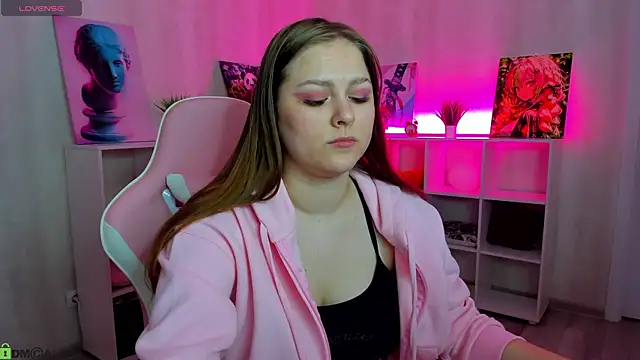 Lasly Fox online show from 10, 4, 2026