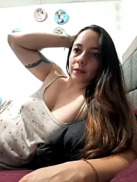 KatyLizz online show from 1, 12, 2025