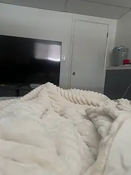 Snapshot of elperrinHN chatting on 17, 2, 2025 elperrinHN online show from 17, 2, 2025