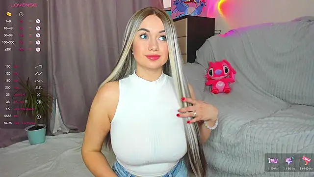 Maya Willis online show from 22, 3, 2025