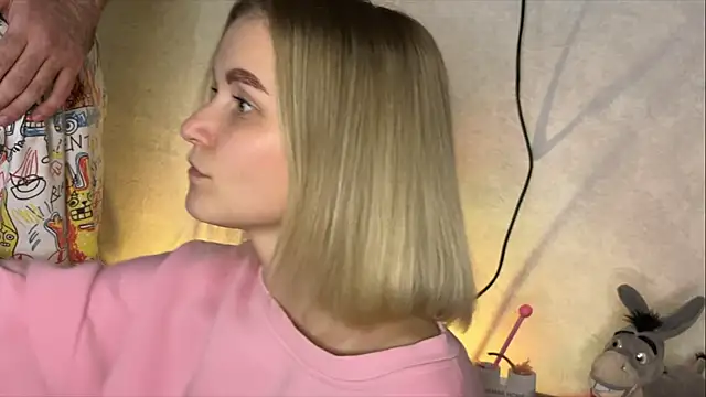 Adelovenick online show from 19, 3, 2025