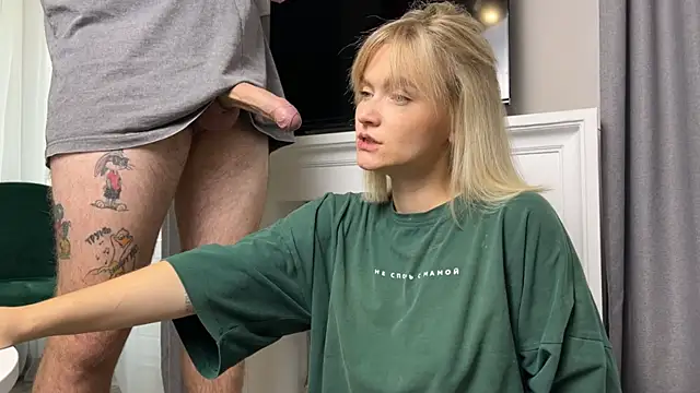 Adelovenick online show from 10, 9, 2025