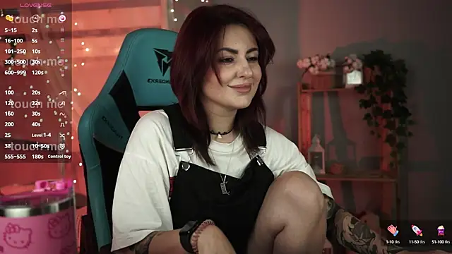 Lana  May online show from 24, 9, 2025