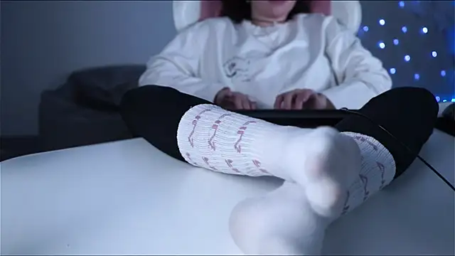 Lana  May online show from 9, 3, 2025