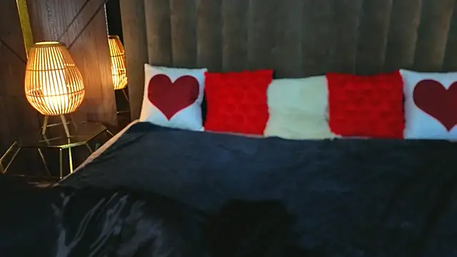 Daisy Delight online show from 13, 2, 2026