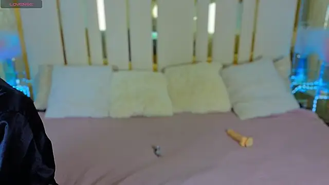 Daisy Delight online show from 16, 11, 2025