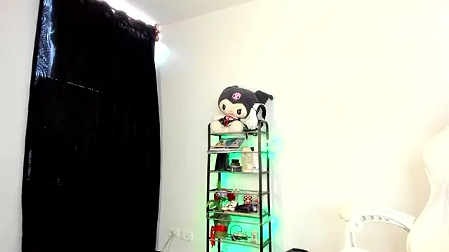 meganthompsonn22 online show from 27, 3, 2026