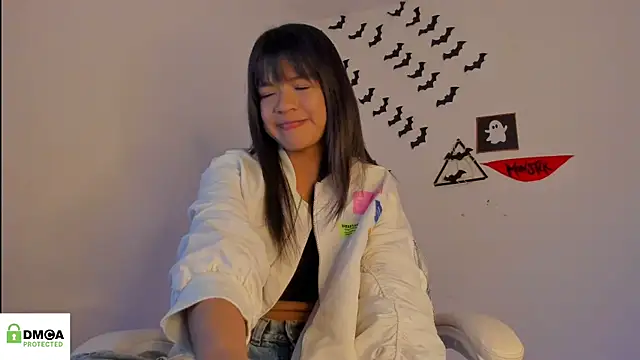 meganthompsonn22 online show from 28, 10, 2025