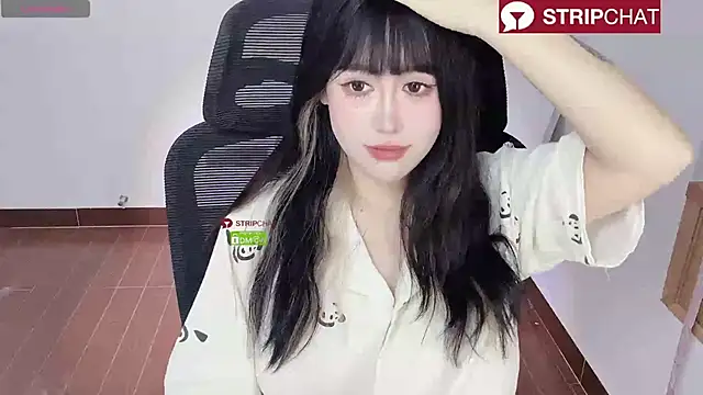 Snapshot of Naixue-520 chatting on 12, 9, 2025 Naixue-520 online show from 12, 9, 2025