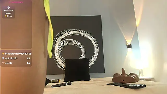 IssyRosse online show from 26, 10, 2025