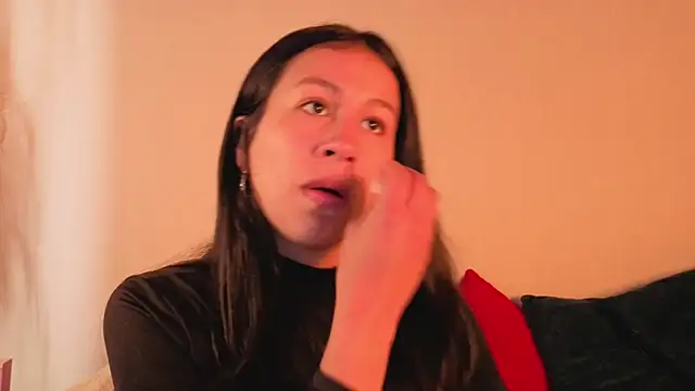 EmiGomez  online show from 24, 9, 2025