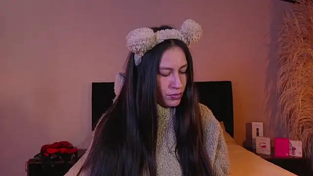 EmiGomez  online show from 29, 6, 2026
