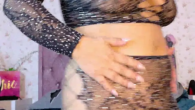 AvrillThomas online show from 15, 11, 2025