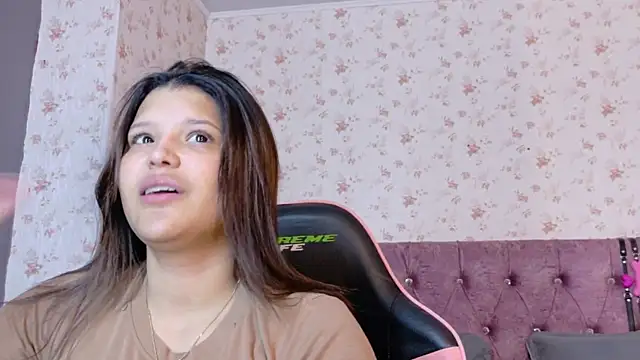 AvrillThomas online show from 18, 11, 2025