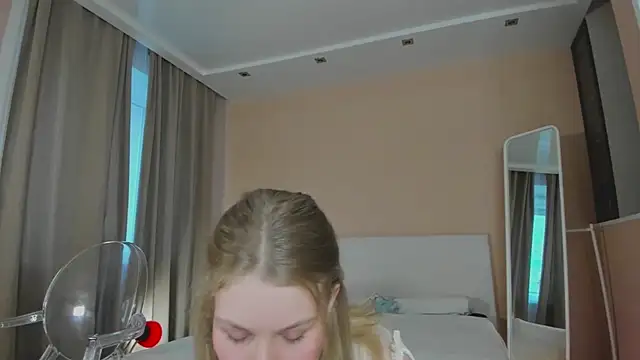 ass latte online show from 3, 10, 2025