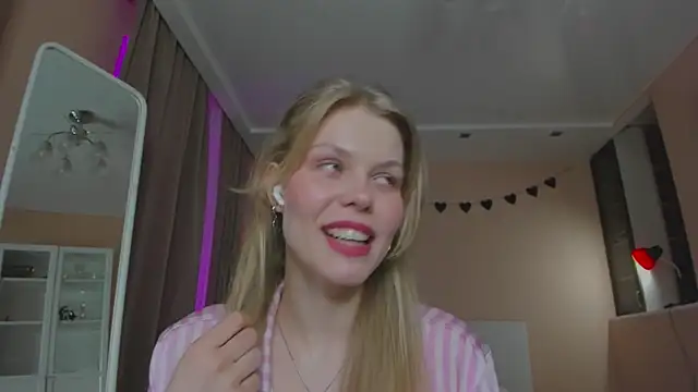 ass latte online show from 30, 11, 2025