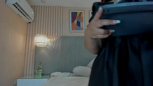 Snapshot of samyriverss chatting on 3, 10, 2025 samyriverss online show from 3, 10, 2025