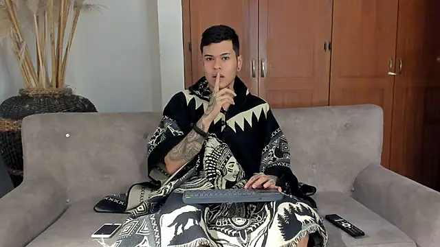 jamesinked  online show from 15, 12, 2025