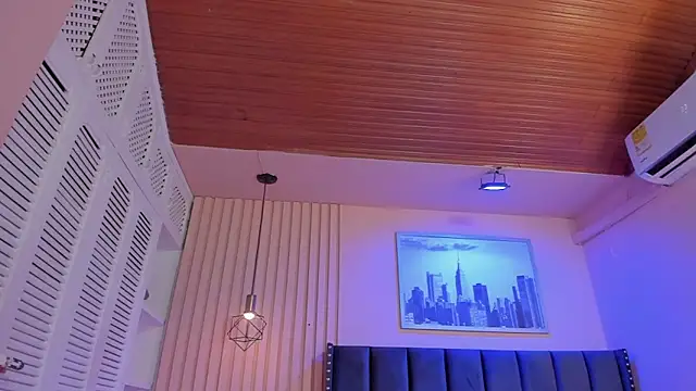 viiolett lee online show from 13, 9, 2025