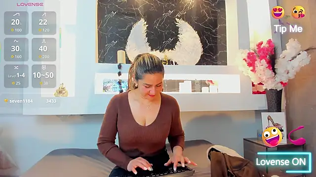 Cinthya mjs online show from 10, 9, 2025