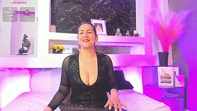 Cinthya mjs online show from 17, 2, 2026